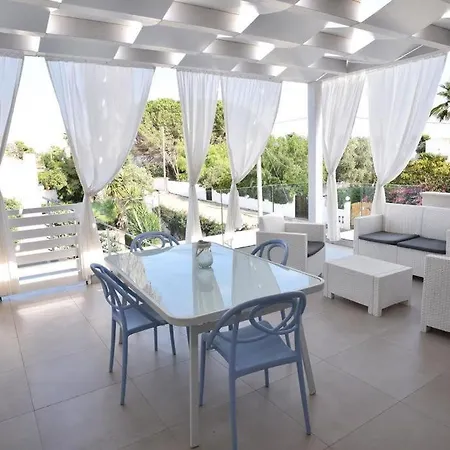 Apartment Oasi Con Piscina Reitani