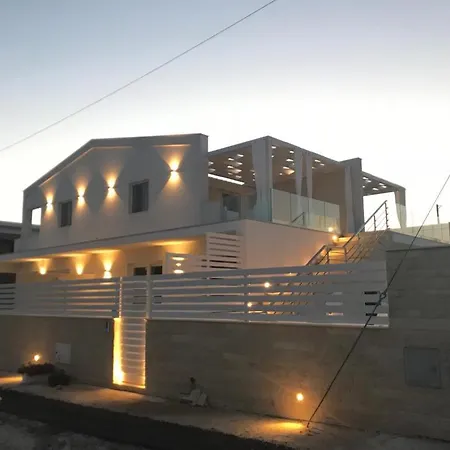 Oasi Con Piscina Apartment